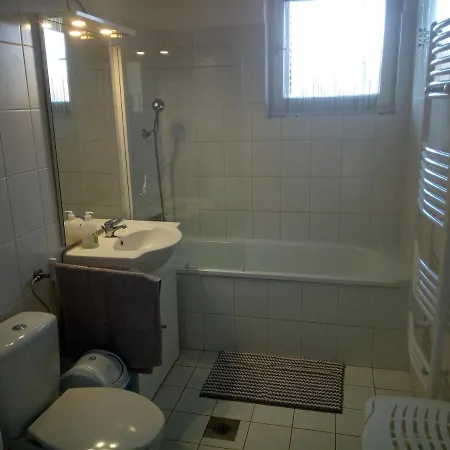 Tiszavirag Vendeghaz Apartamento Poroszló